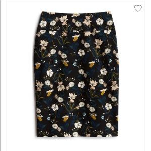 NWT Margaret M Floral pencil skirt